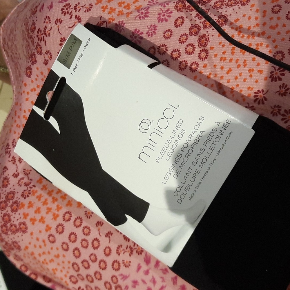 NWT FLEECE LEGGINGS 🤗 WONDERFUL FEELING 😍 SIZE SMALL